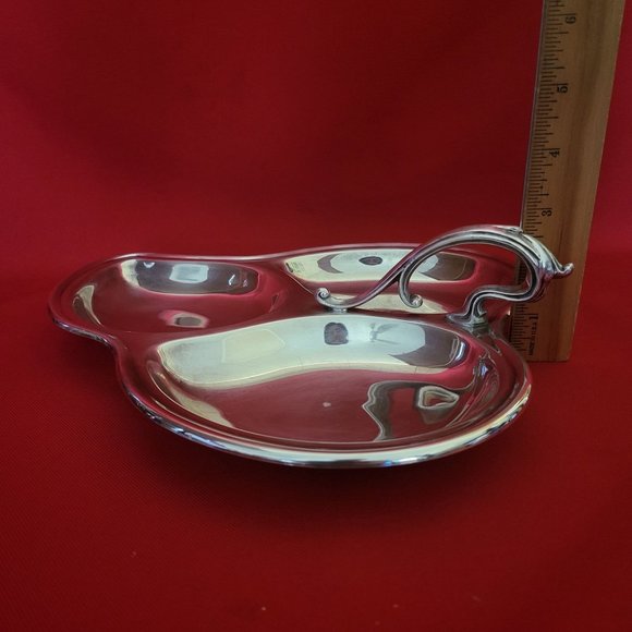 Vintage Silverplated Divided 3 Sectional Server Tray with Handle Pear Shape - Picture 7 of 14